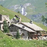 Colettine 3*